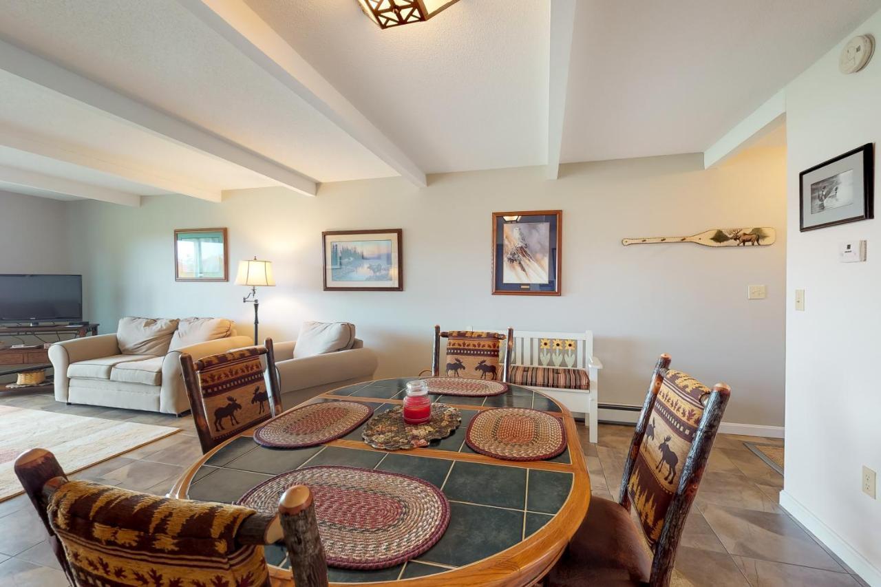 Squaw Village Condo Greenville Room photo